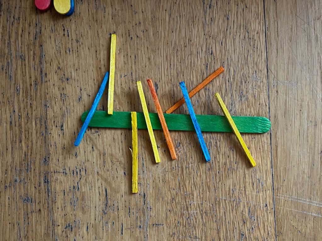 Intersecting lines using matchsticks