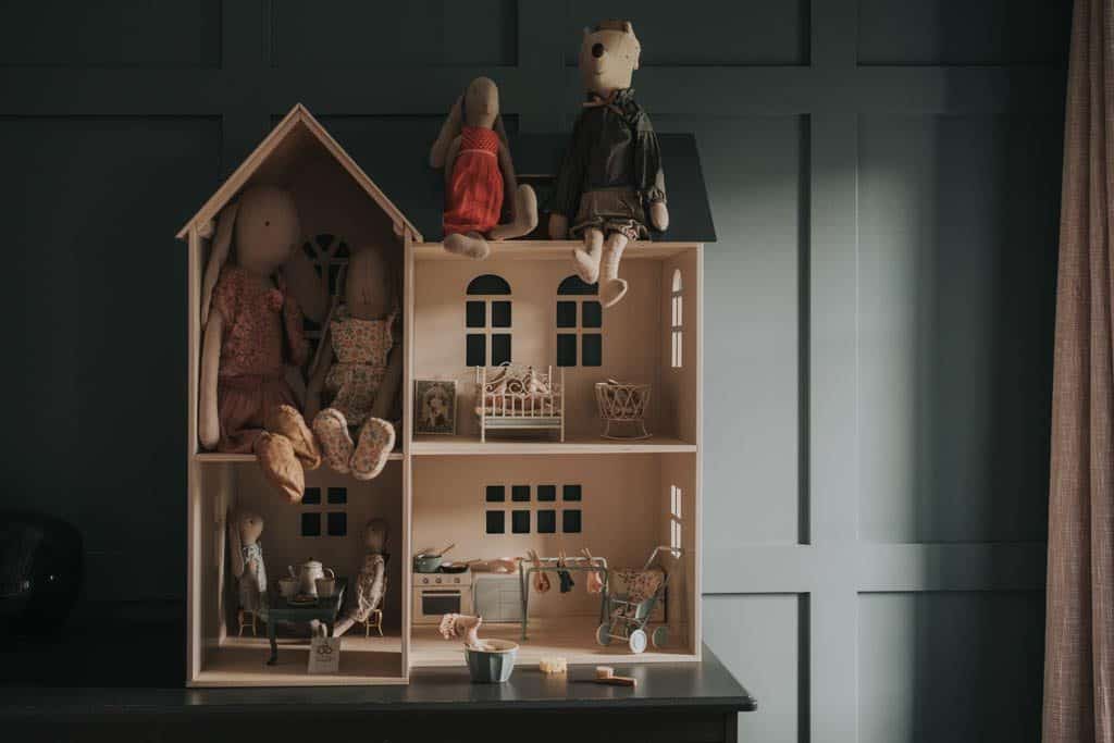 Maileg doll's house with bunnies and mice